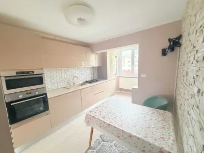 Apartament zona Rozelor – Mangalia, 3 camere, 78 mp, 2 băi, 500 m de plajă - imagine 5