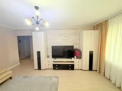 Apartament zona Rozelor – Mangalia, 3 camere, 78 mp, 2 băi, 500 m de plajă - imagine 7