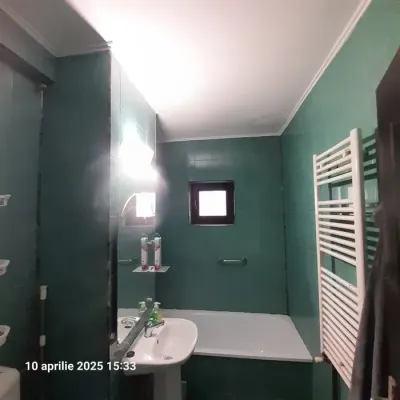 Chirie Apartament 2 Camere Parter Onesti - imagine 2
