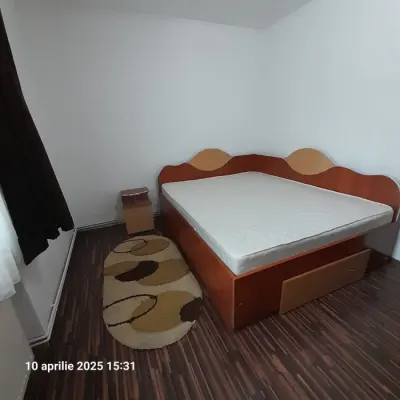 Chirie Apartament 2 Camere Parter Onesti - imagine 4