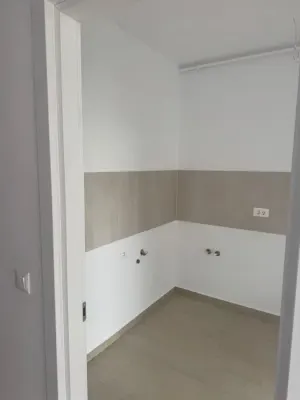 Proprietar închiriez garsonieră nouă Titan-Pallady - imagine 6