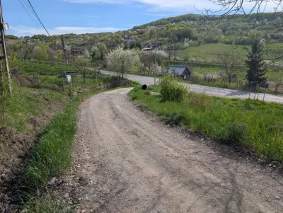 Teren 250mp de vânzare Valea Jelnii la Asfalt - imagine 3